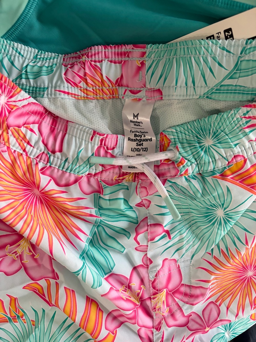 Youth Swim Rashguard Set - Picture 3 of 3